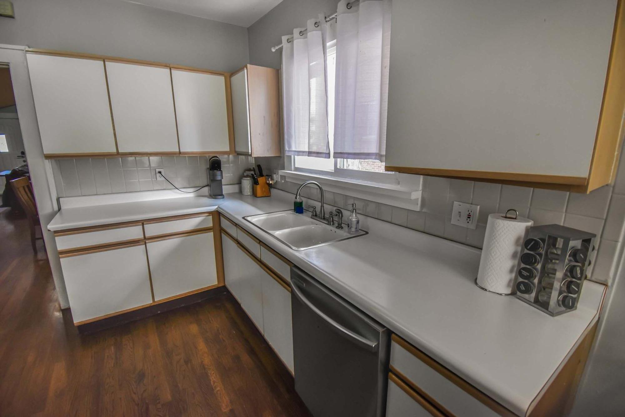 Holiday home Chic Family Retreat Free Parking & Prime Location *